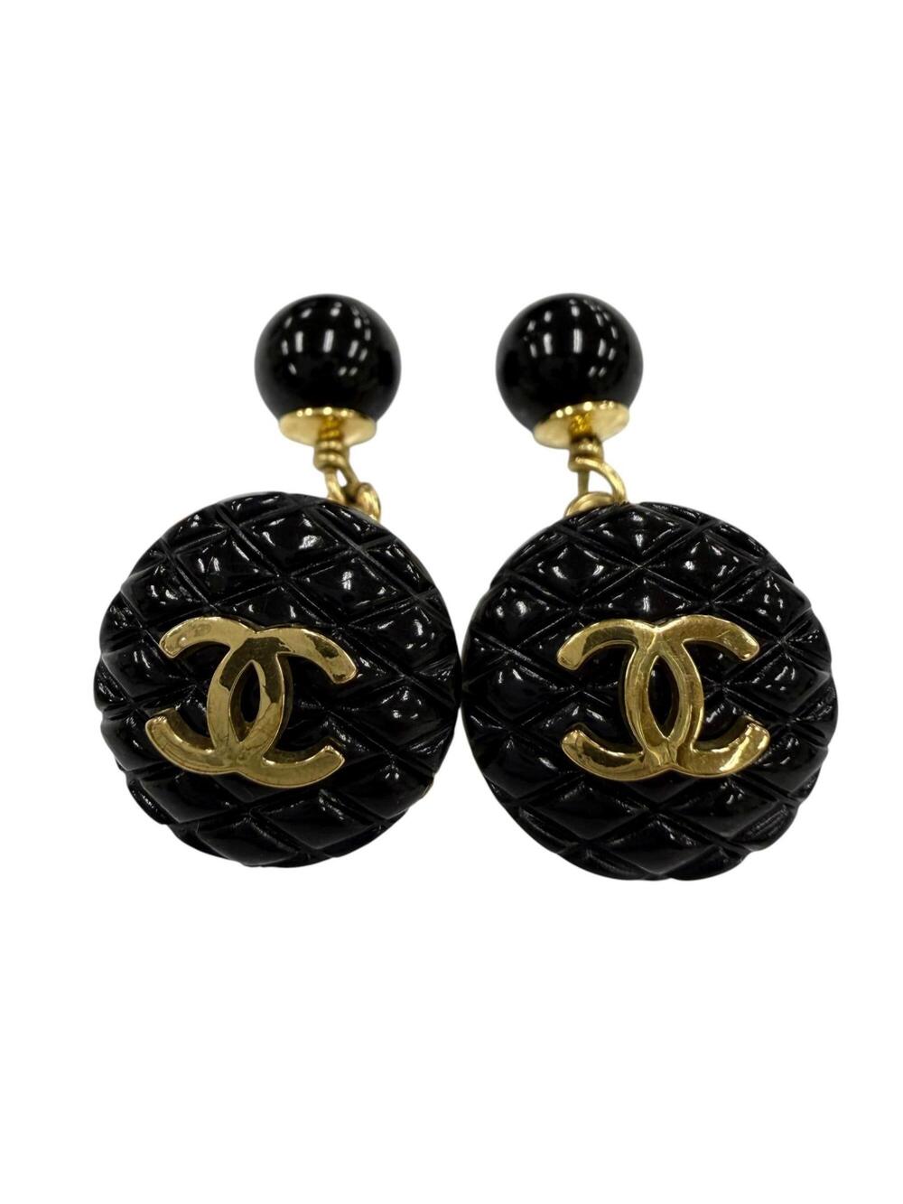 Chanel Cc Logo Bracelet Gold-Tone Metal #371558C58B